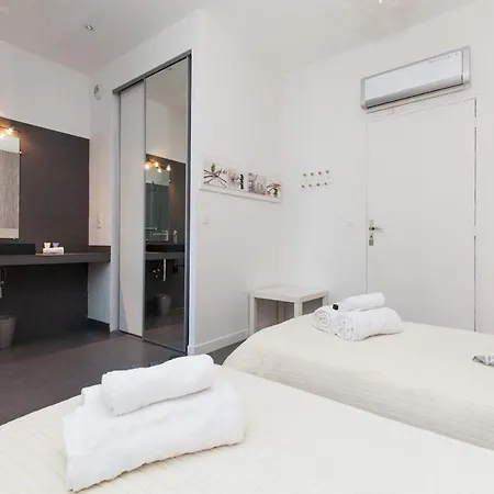 13 Rue De Suffren - Suf3104 - 2p Cannes